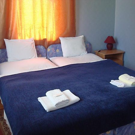 إغير Hotel Arany Trofea الغرفة الصورة