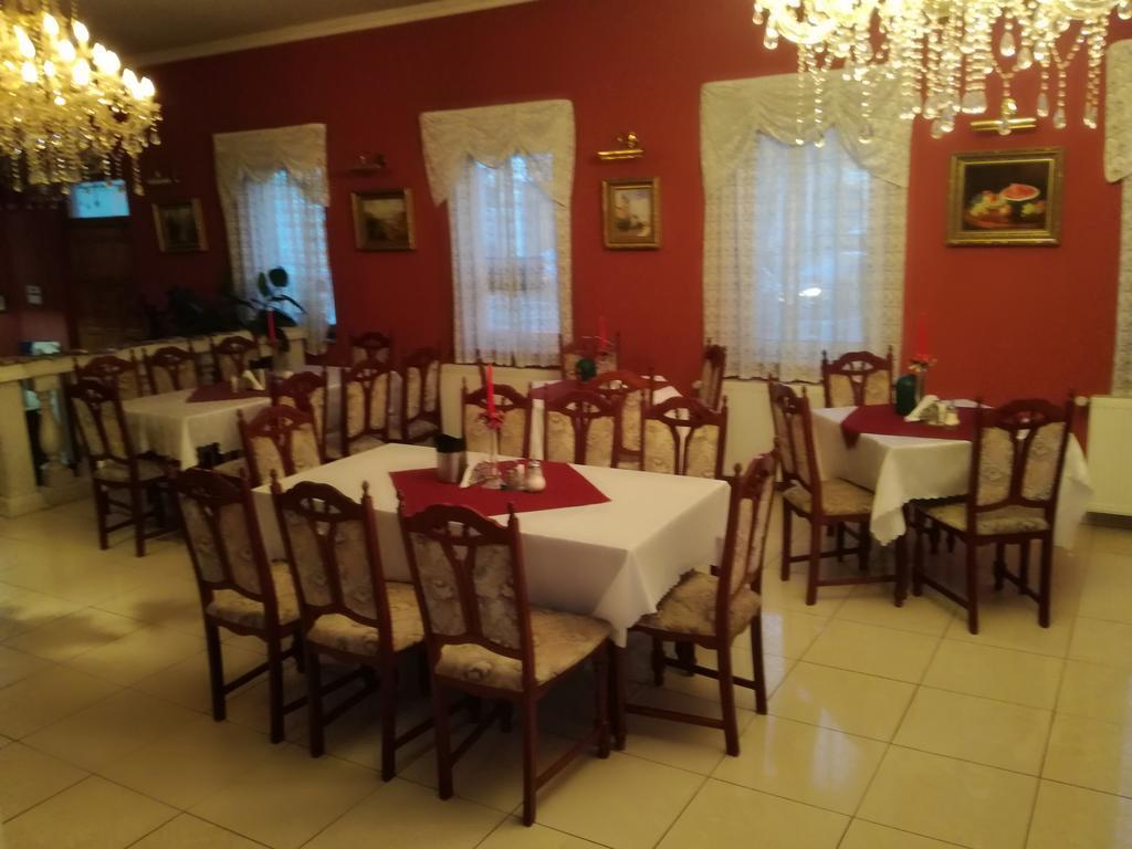 إغير Hotel Arany Trofea المظهر الخارجي الصورة