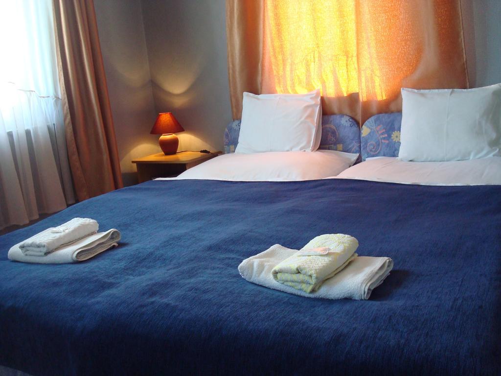 إغير Hotel Arany Trofea الغرفة الصورة