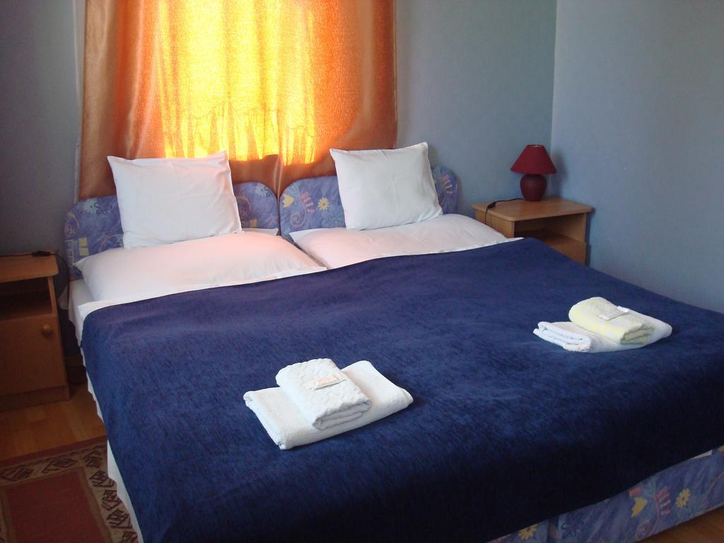 إغير Hotel Arany Trofea الغرفة الصورة